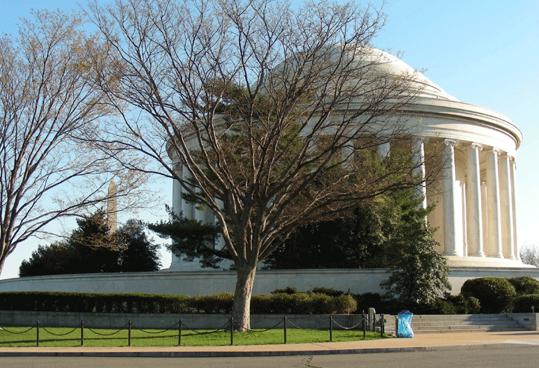 DSCN3880.gif - Jefferson Memorial and Washington Monument